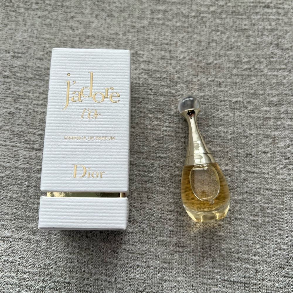 Dior J'adore L'Or Essence de Parfum 3.5 ml new in box mini travel version